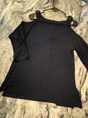 Chico's Travelers Black Cold-Shoulder Tunic Top 3/4-length beaded sleeves 8/10